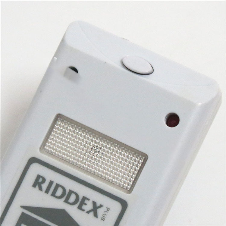 Electronic Mouse Repeller – Ultrasonic Rodent Pest Control Device for Home and Office