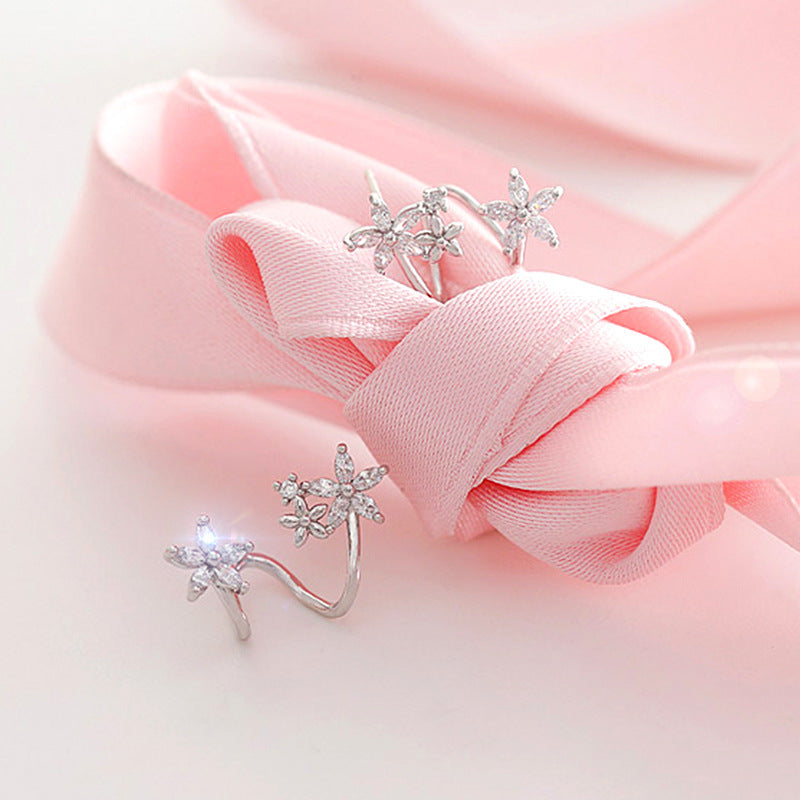 Stylish Short Hair Earrings for Women – Trendy and Chic Jewelry