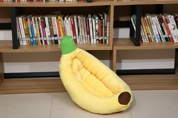 Premium Banana-Shaped Pet Bed - Washable Comfort Pad for Dogs & Cats