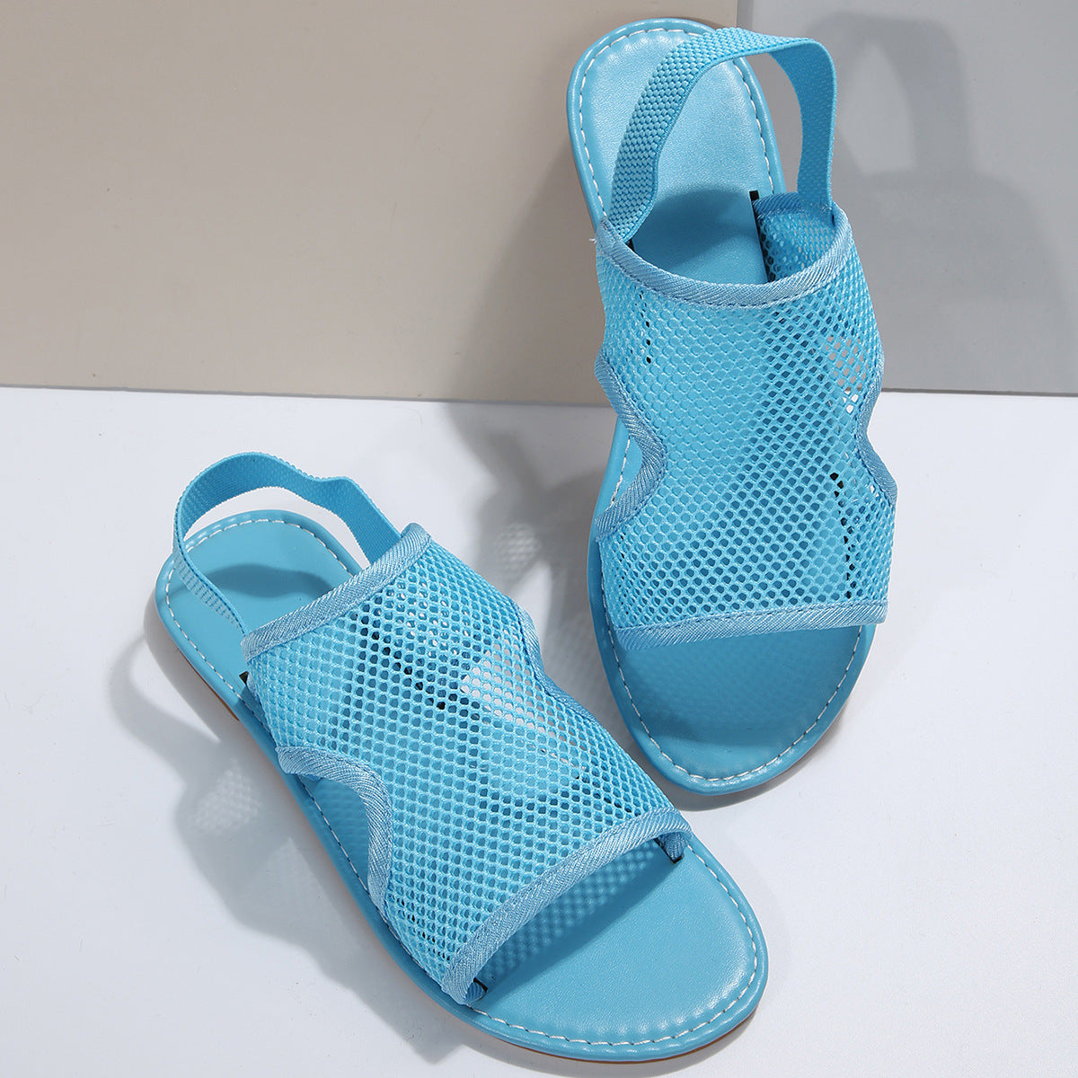 Unisex Mesh Sandals – Summer Casual Breathable Flat Beach Shoes for Women & Men