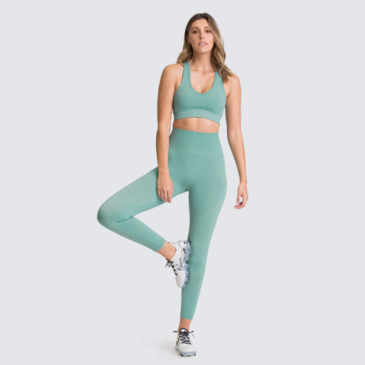 Women's Seamless Gym Set – Nylon Workout Sportswear for Fitness & Training