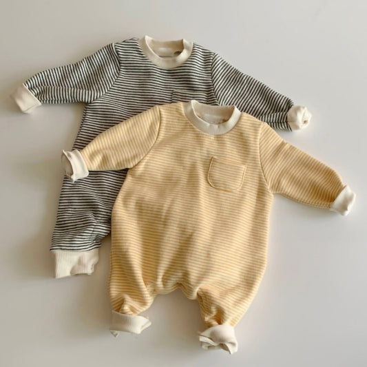 Striped Baby Jumpsuit – Comfortable and Stylish One-Piece Outfit for Babies to Wear Outdoors