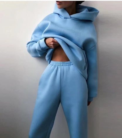 Women’s Casual Hoodie Tracksuit – Two-Piece Sweater and Hoodie Set