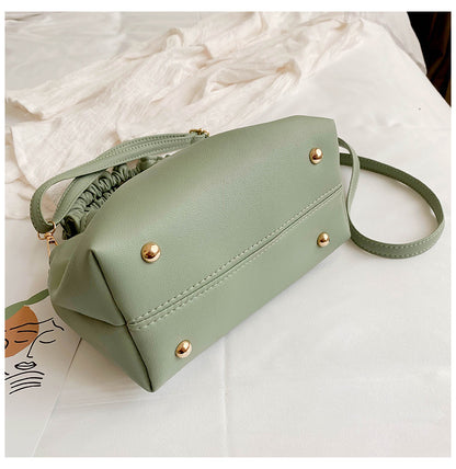 Western Style One-Shoulder Messenger Bag – Fashionable Handbag for Women