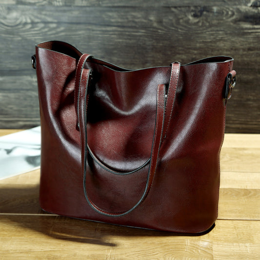 Simple Oil Wax Leather Shoulder Messenger Tote Bag - Portable & Stylish Everyday Bag