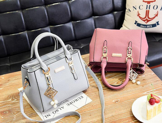Women's Fashion Handbag - Stylish and Trendy Designs