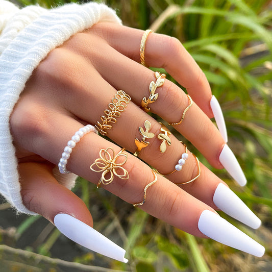 Openwork Flower Ring Set - Simple and Glossy Design for Elegant Everyday Wear