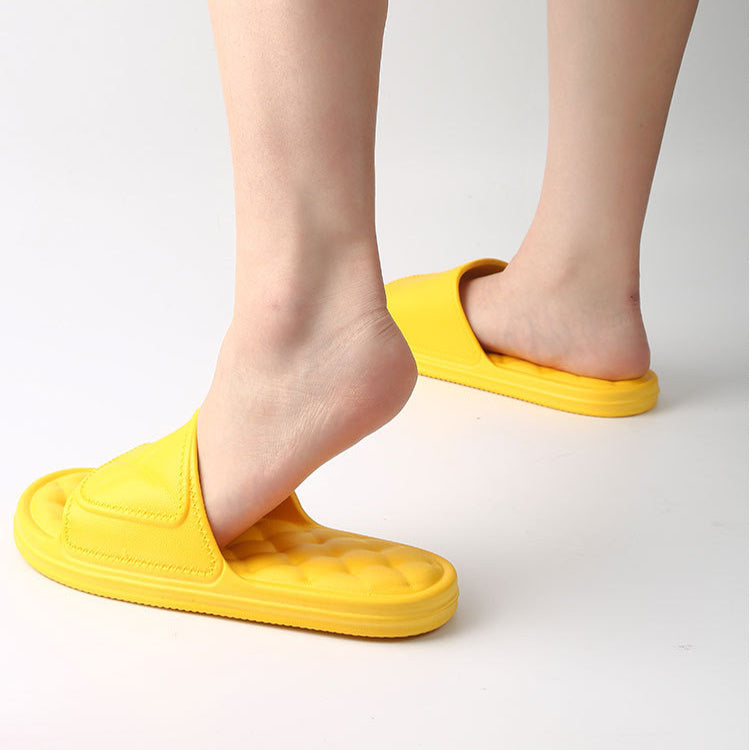 Women's Summer Plaid Bathroom Slippers – Lightweight Non-Slip Home Shoes for Daily Comfort