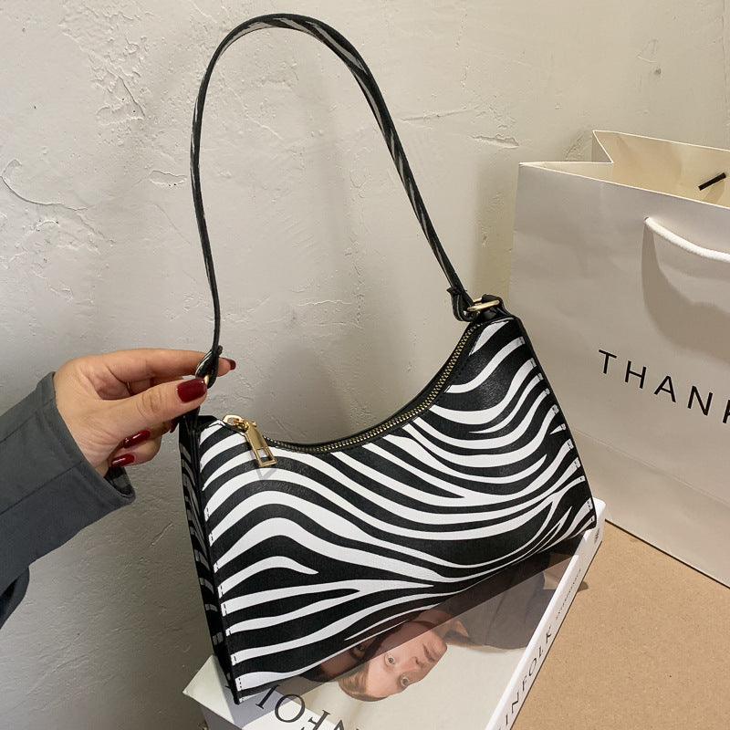 Trendy Summer Underarm Bags for Women – Fashionable Shoulder Bags with Popular Patterns