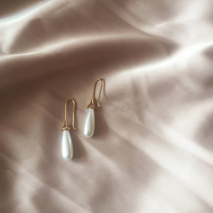 Simple Waterdrop Pearl Earrings for Women