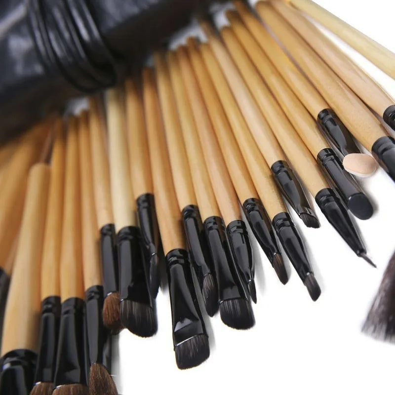 24-Piece Professional Makeup Brush Set – Cosmetics Brushes for Eyebrow, Foundation, Eyeshadow, and More