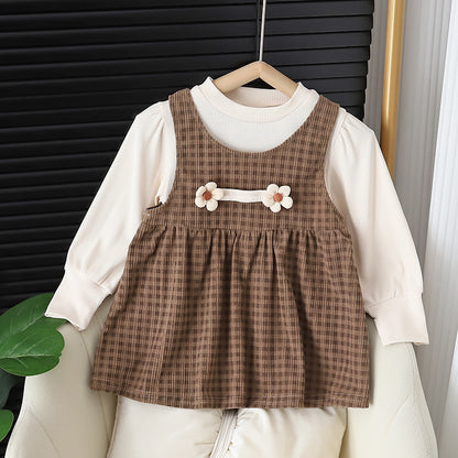 Baby Girl Round-Neck Long-Sleeved Dress Suit – Stylish Baby Girl Outfit for Fall and Winter
