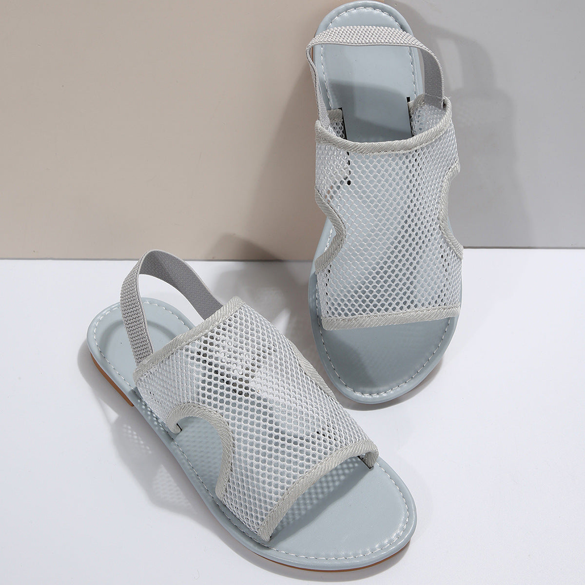 Unisex Mesh Sandals – Summer Casual Breathable Flat Beach Shoes for Women & Men