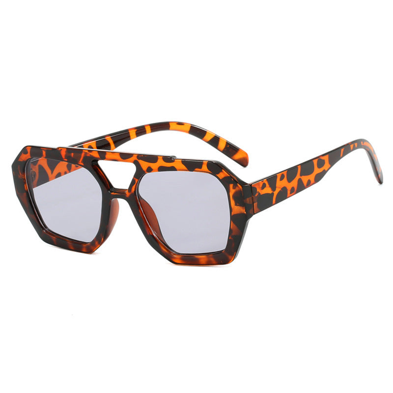 Big Frame Leopard Print Sunglasses – Stylish Summer Sunshade Glasses for Beach & Vacation